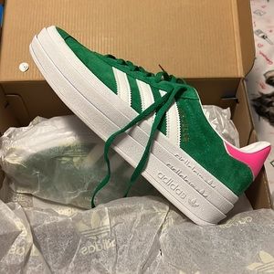 Adidas Gazelle Bold NWT